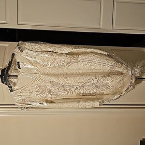 Venus white Zip up dress size 6